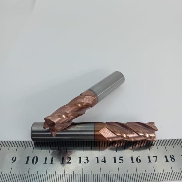 Фреза твердосплавная концевая по стали и нержавейке 12 мм (12x30x75)