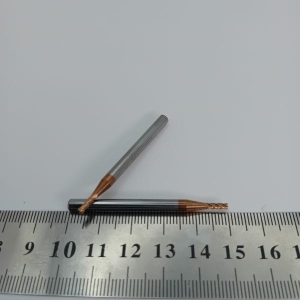 Фреза твердосплавная концевая по стали и нержавейке 2 мм (2x6x4x50)