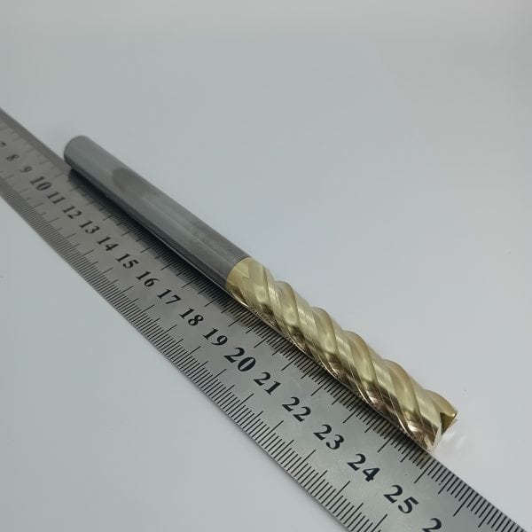 Фреза твердосплавная концевая по титану 12 мм (12x60x150)