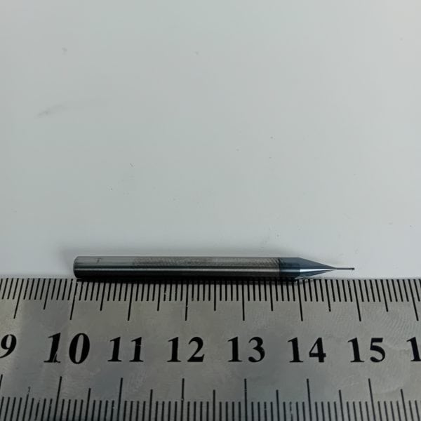 Твердосплавная трёхзубая резьбофреза M1x0.25
