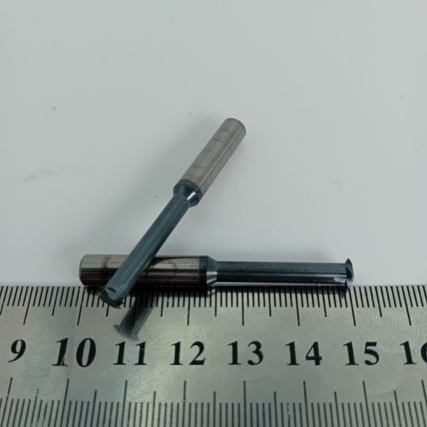 Твердосплавная однозубая резьбофреза M8x1.25